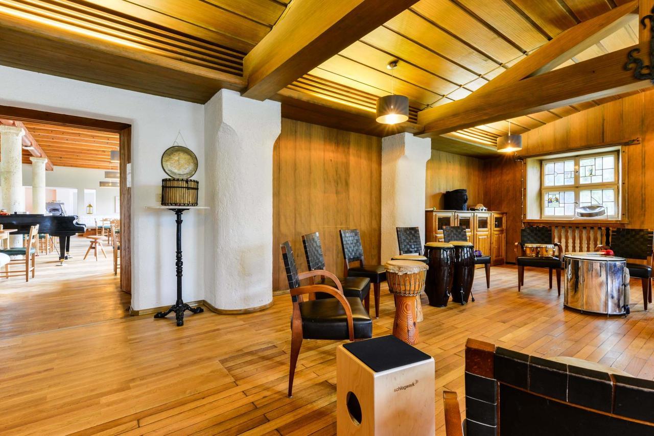 Seinz Wisdom Resort - Bio-Hotel Vegan-Vegetarisch バート・コールグループ エクステリア 写真