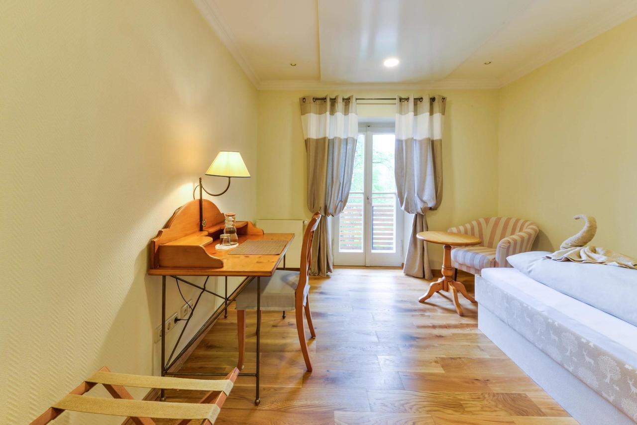 Seinz Wisdom Resort - Bio-Hotel Vegan-Vegetarisch バート・コールグループ エクステリア 写真